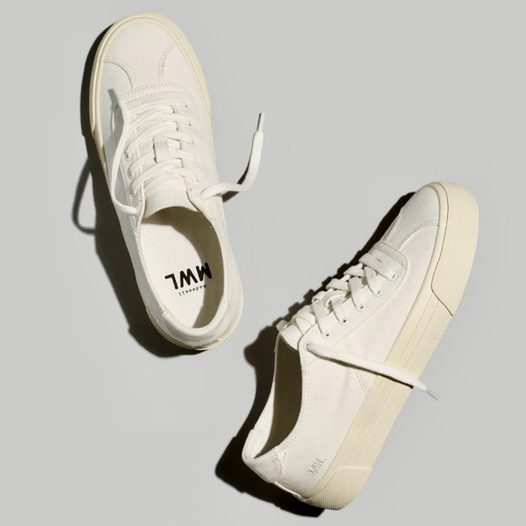 Sidewalk Low-Top Sneakers in Canvas - Picture 7 of 13